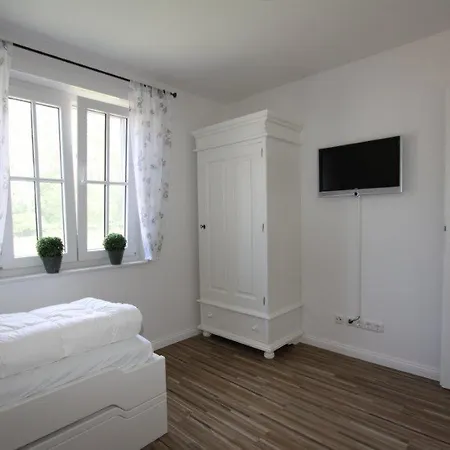 Ferienhaus Hus Hanbutt Сasa de vacaciones Glowe